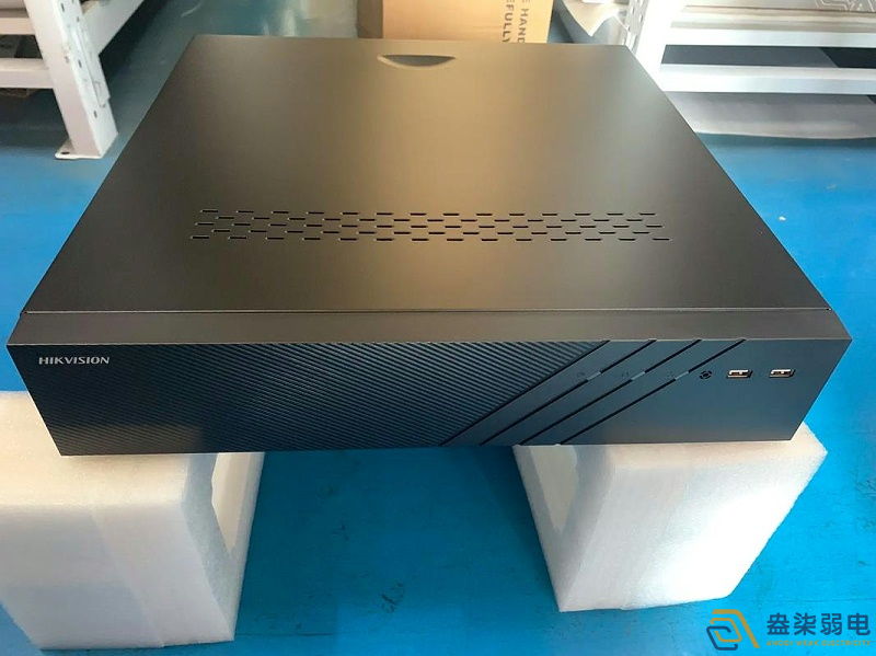 16路8盘的硬盘录像机适合搭配哪些凯发线上官方网站下载网址
摄像头？