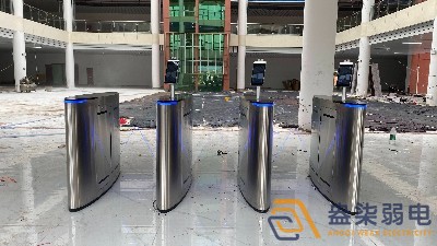 工厂考勤通道闸机选什么合适？